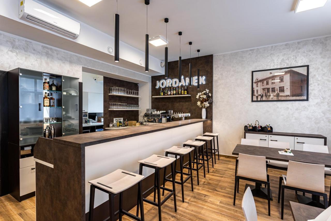 Hotel Jordánek Opočno Exterior foto